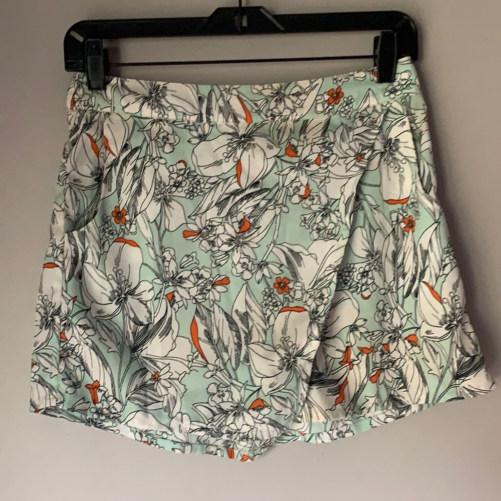 Atmosphere Women’s Floral Front Wrap Skort